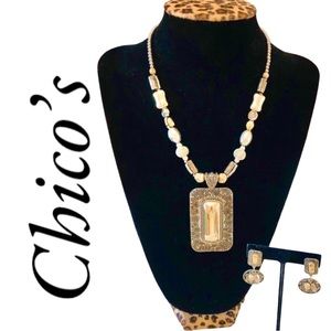 Chico’s Necklace Set